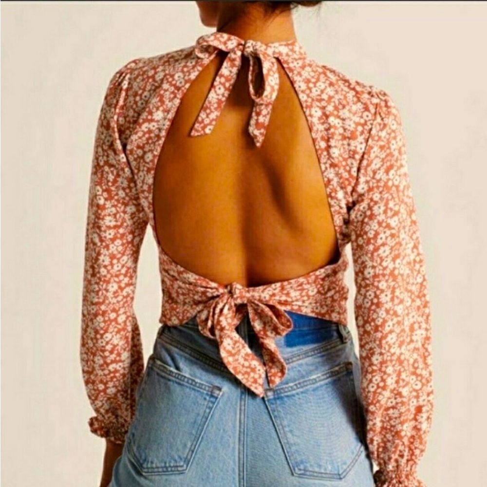 Abercrombie Open Back Tie Long Sleeve Crop